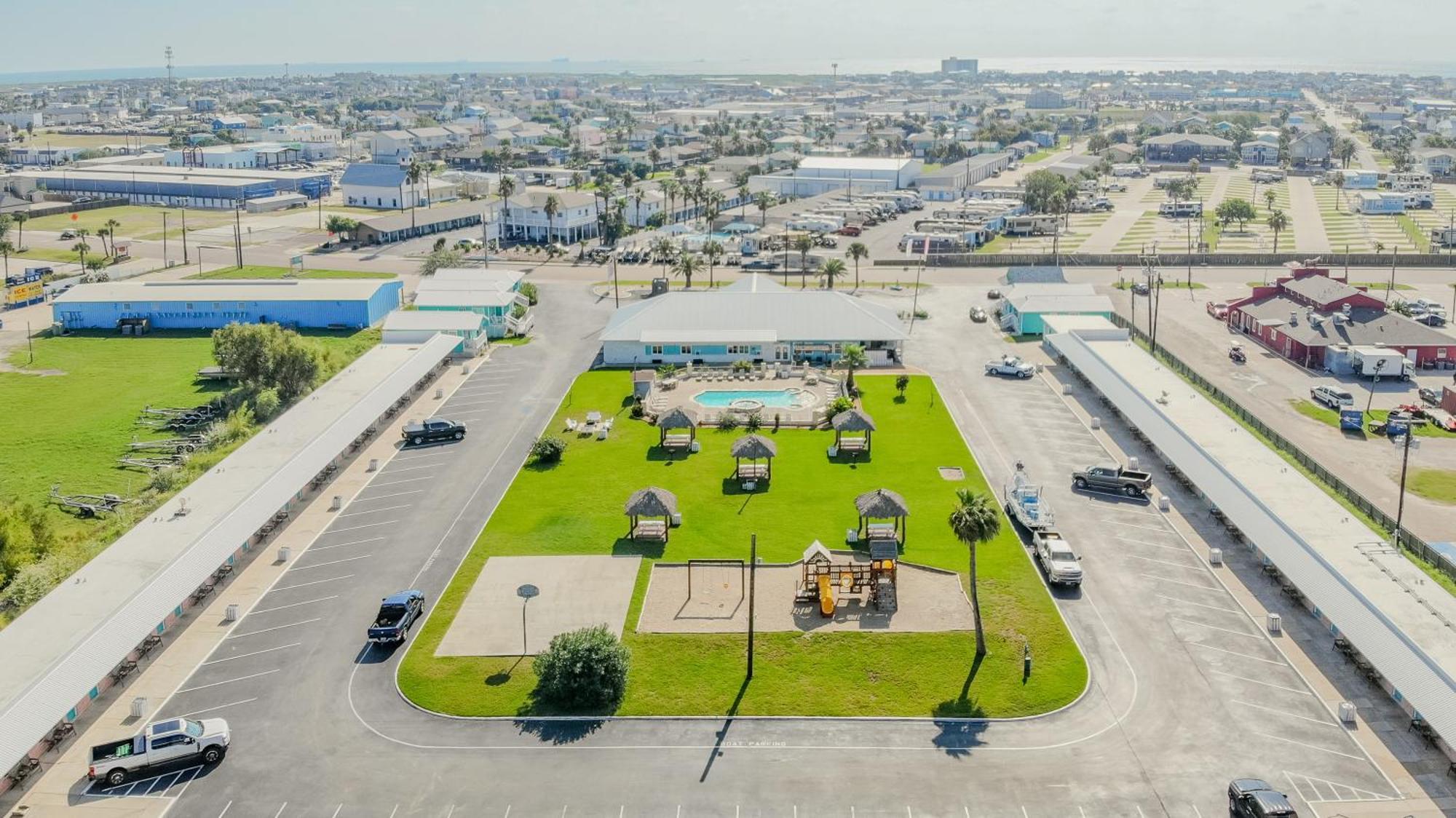 Shark Reef Resort Motel & Cottages Port Aransas Exterior photo