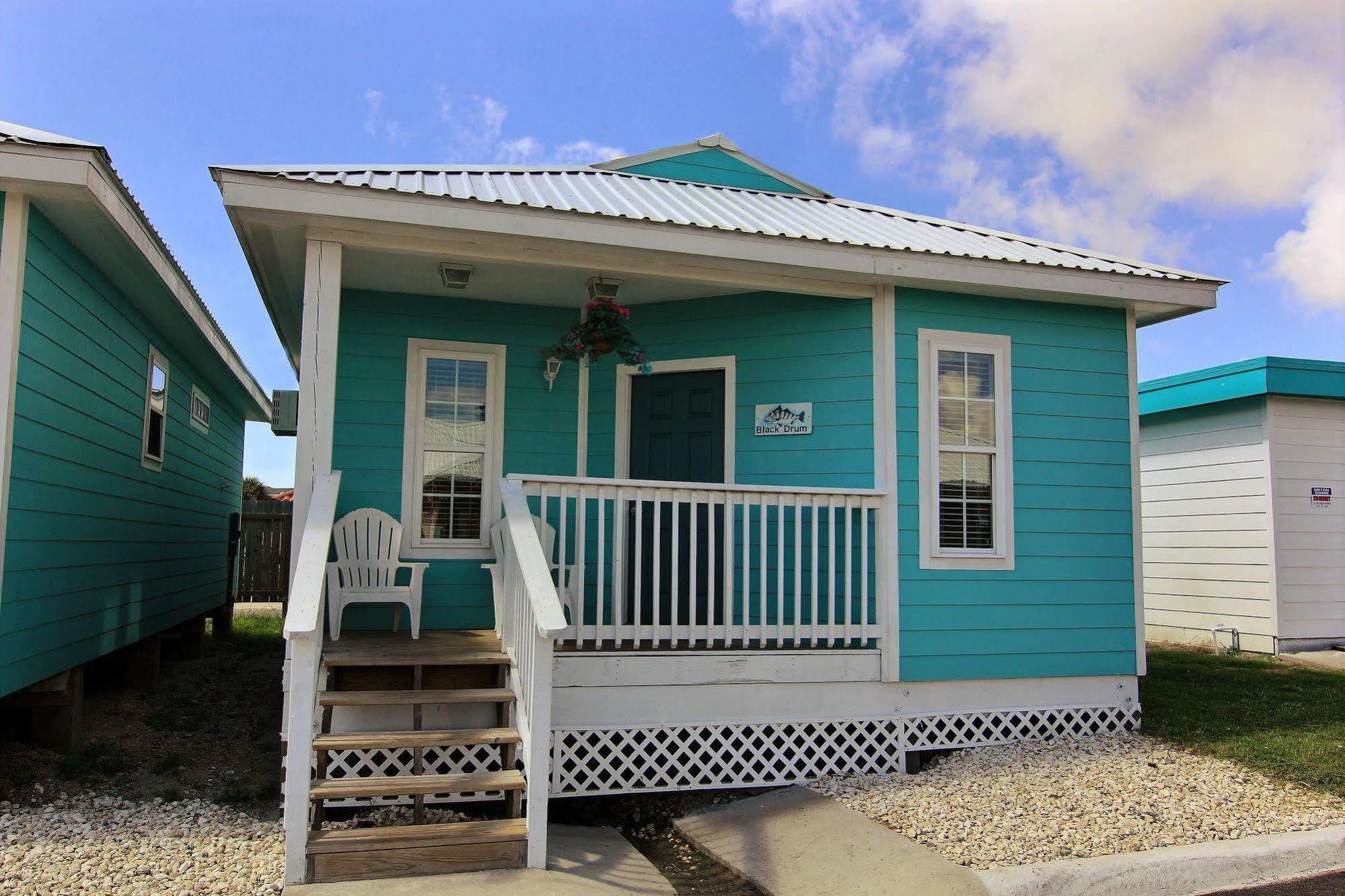 Shark Reef Resort Motel & Cottages Port Aransas Exterior photo