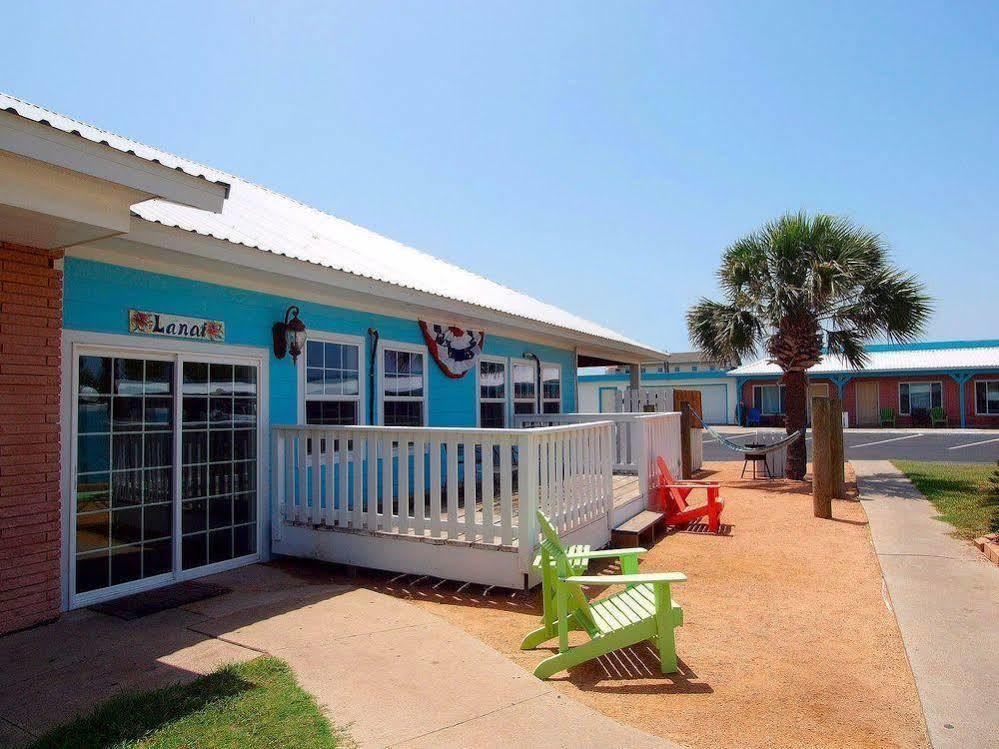 Shark Reef Resort Motel & Cottages Port Aransas Exterior photo